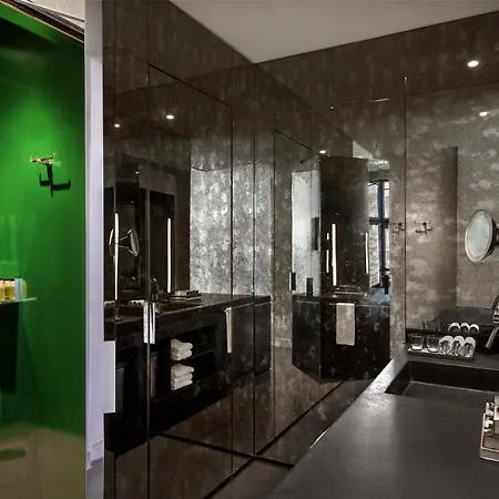 Hotell W 5*
