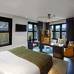 W 5* Amszterdam