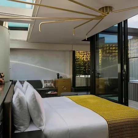 W Hotel