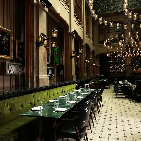 W 5* Amsterdam