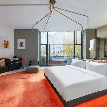 W Amsterdam