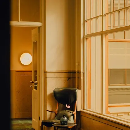 W מלון